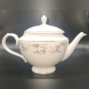 Dankotuwa Laklain Rose Garden 8403 Porcelain Teapot Set Of 9